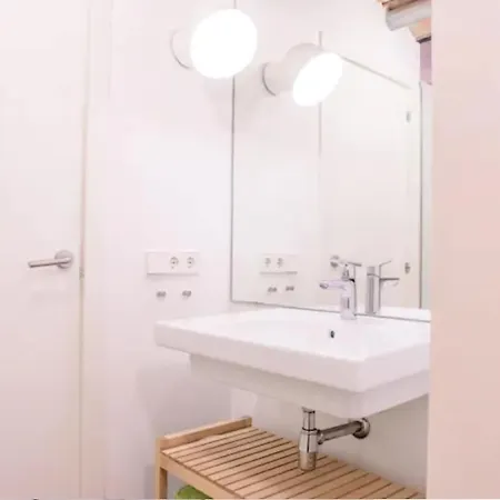 شقة Ramblas Charming & Modern2br Loft In Gracia 10m Parcgueell برشلونة