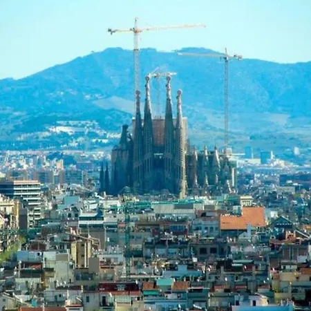 شقة Ramblas Charming & Modern2br Loft In Gracia 10m Parcgueell برشلونة