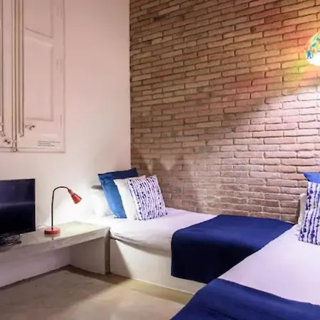 Ramblas Charming & Modern2br Loft In Gracia 10m Parcgueell شقة *